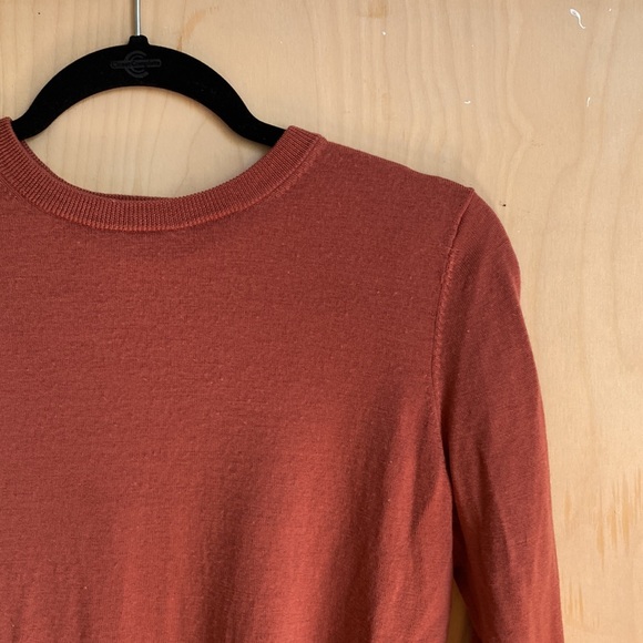 Uniqlo | Fitted Wool Sweater M - Picture 2 of 5